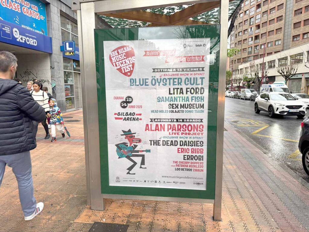publicidadbizkaibus-marquesina-2