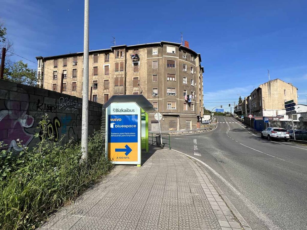 publicidadbizkaibus-marquesina-3